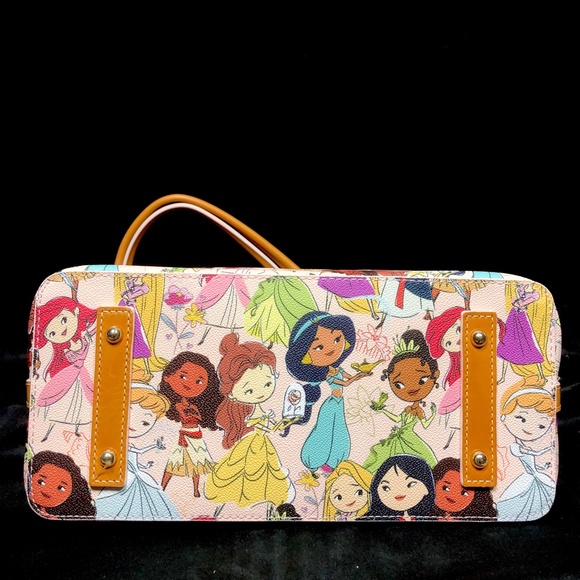 2022 Disney Parks Dooney & Bourke Animators Multi Princess Tote Bag (A) - NWT - Picture 6 of 8